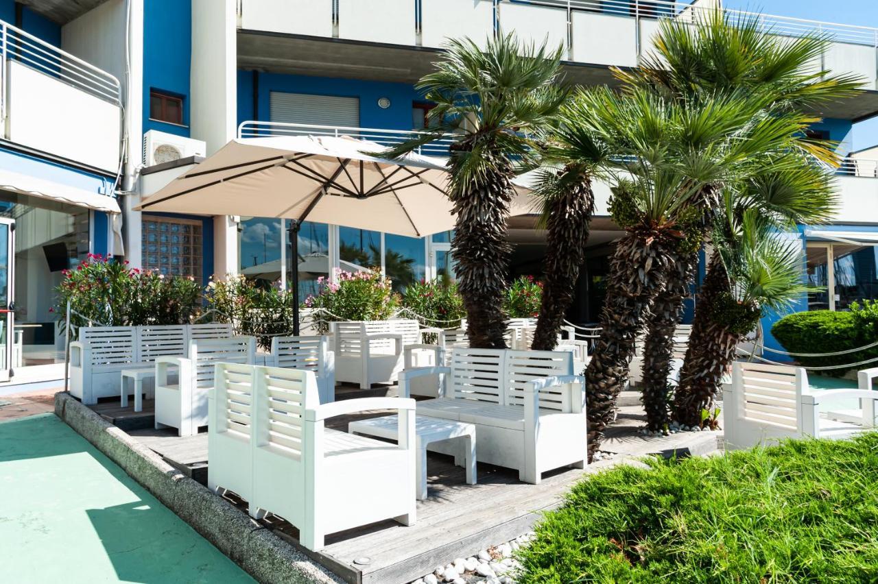 Onda Marina Residence Чезенатіко Екстер'єр фото